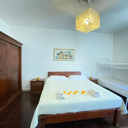 Aurelio House