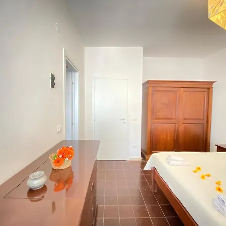 Aurelio House * Gallipoli