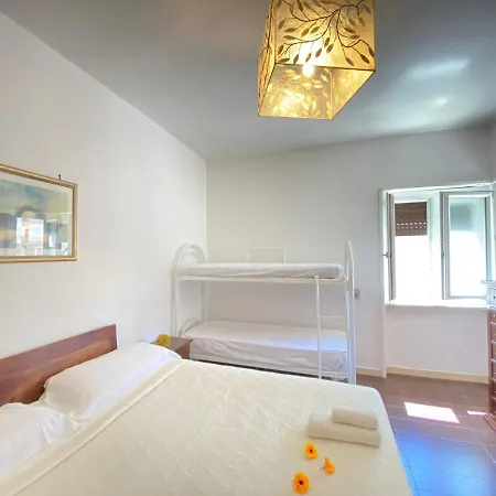 Aurelio House Apartment *